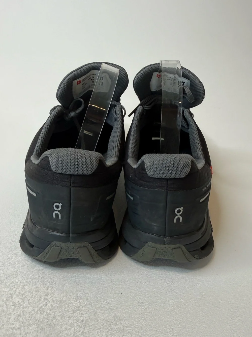 On Running Cloudventure Waterproof Trail Black Running Sneakers Size 9.5
